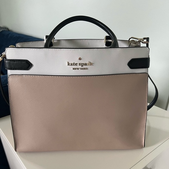 Kate Spade Tote - Picture 1 of 5